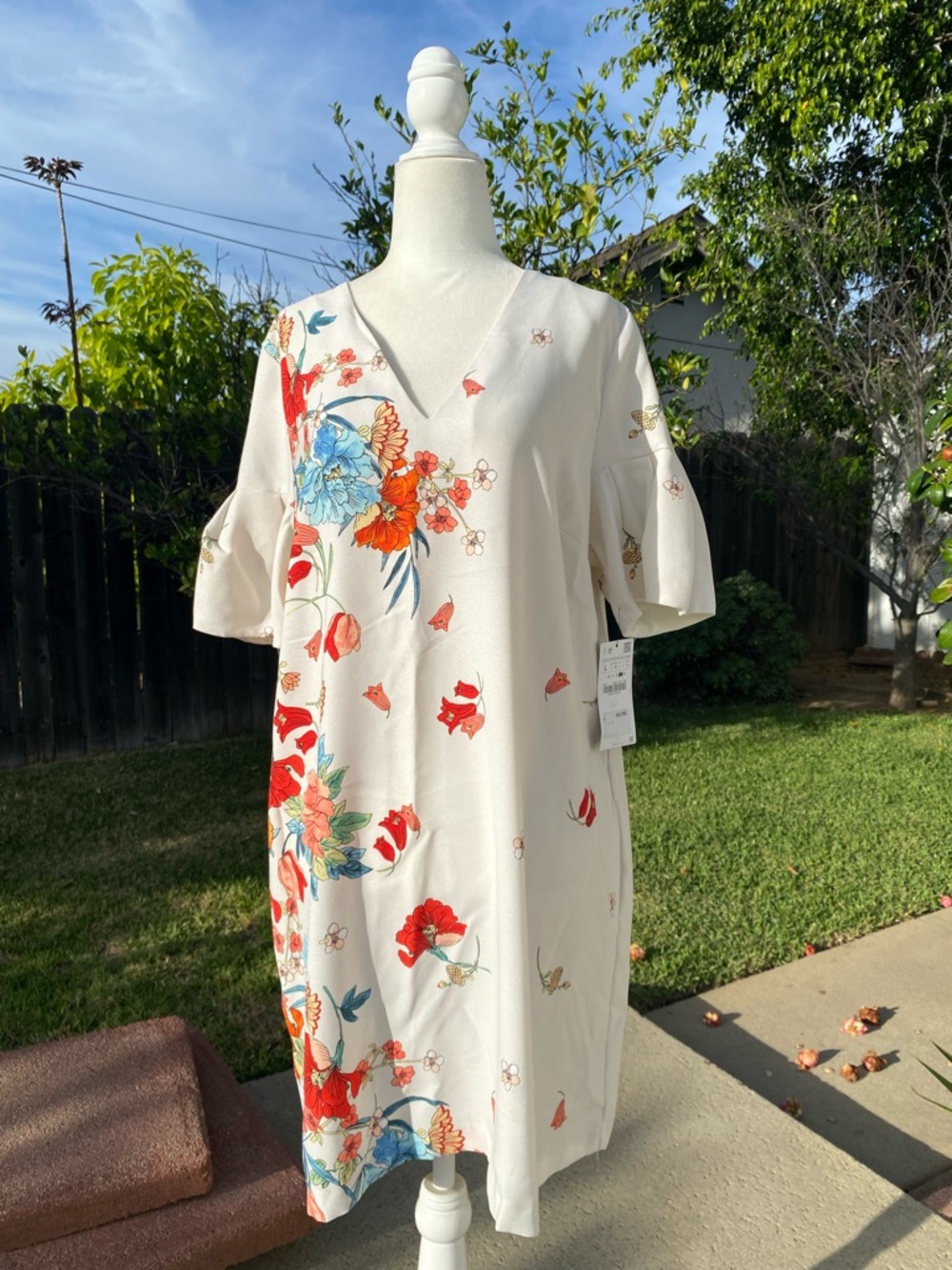 ZARA BASIC FLORAL SHIFT DRESS Size L NWT CREAM MULTICOLOR SHORT SLEEVE - Picture 1 of 14